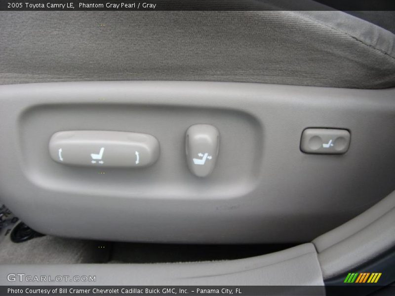 Phantom Gray Pearl / Gray 2005 Toyota Camry LE