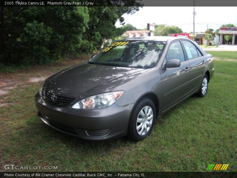 Phantom Gray Pearl / Gray 2005 Toyota Camry LE