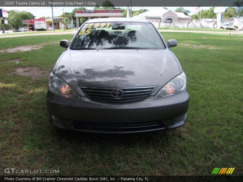 Phantom Gray Pearl / Gray 2005 Toyota Camry LE
