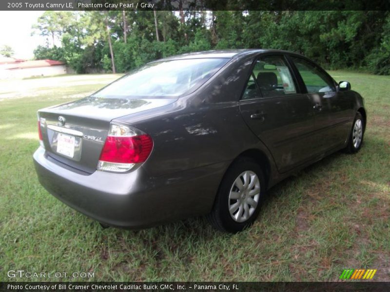 Phantom Gray Pearl / Gray 2005 Toyota Camry LE