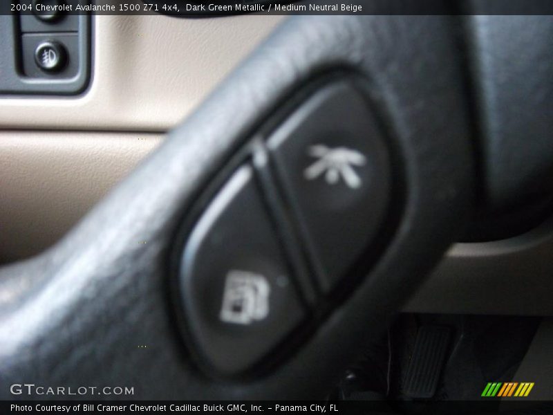 Dark Green Metallic / Medium Neutral Beige 2004 Chevrolet Avalanche 1500 Z71 4x4