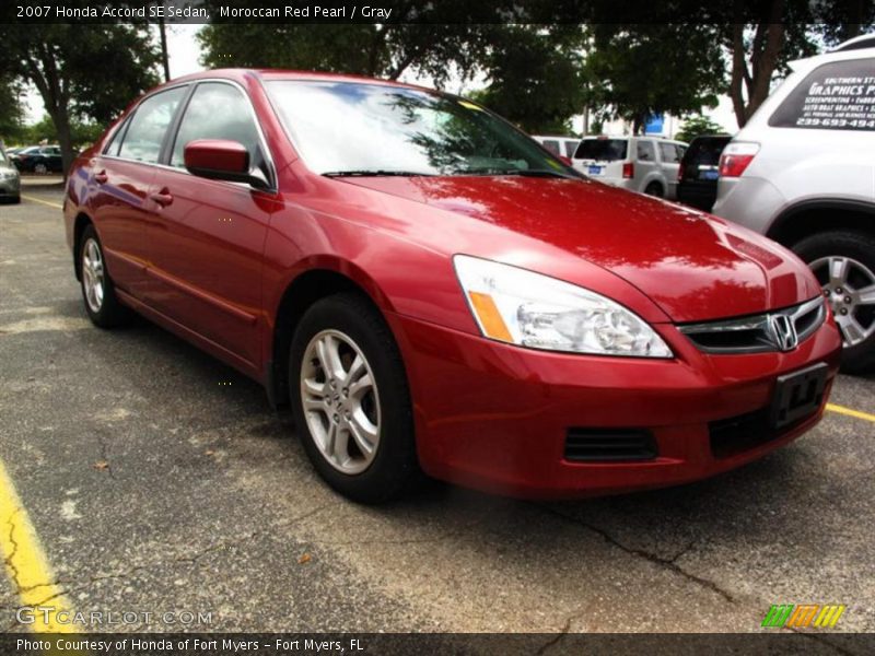 Moroccan Red Pearl / Gray 2007 Honda Accord SE Sedan
