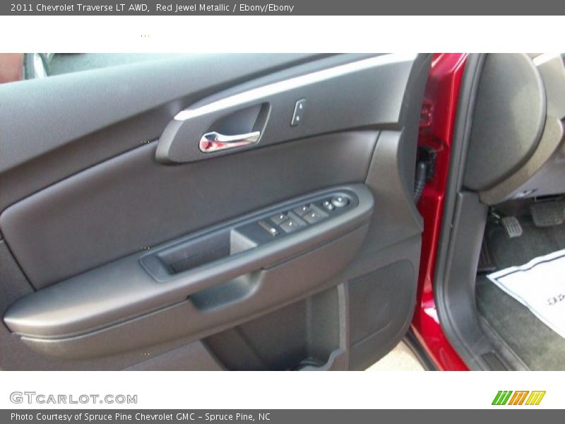 Red Jewel Metallic / Ebony/Ebony 2011 Chevrolet Traverse LT AWD