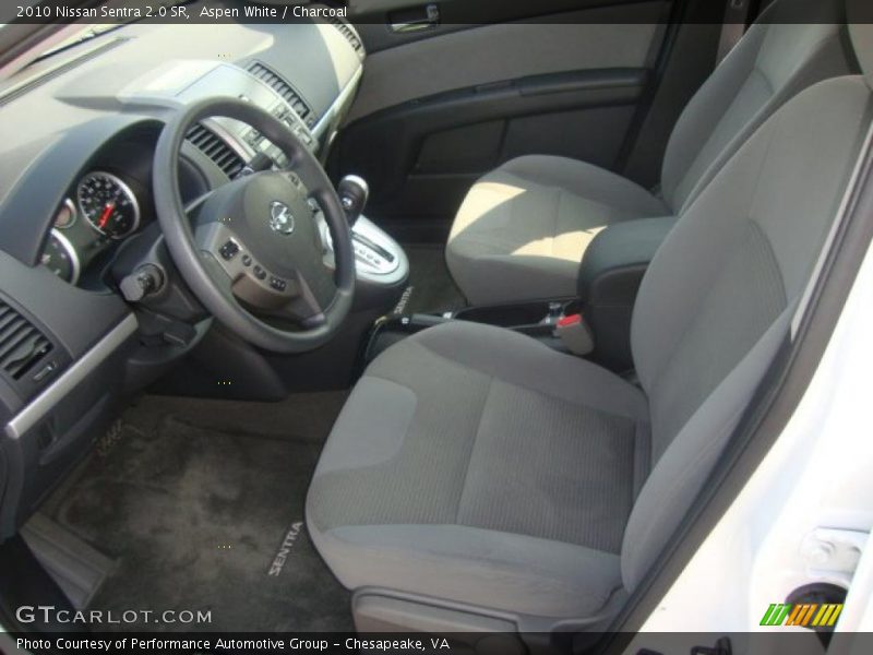 Aspen White / Charcoal 2010 Nissan Sentra 2.0 SR