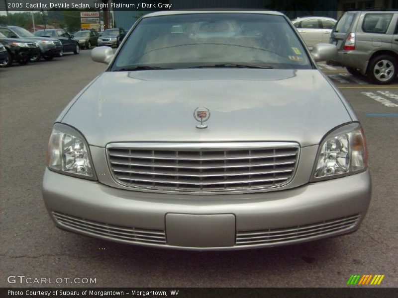 Light Platinum / Dark Gray 2005 Cadillac DeVille Sedan