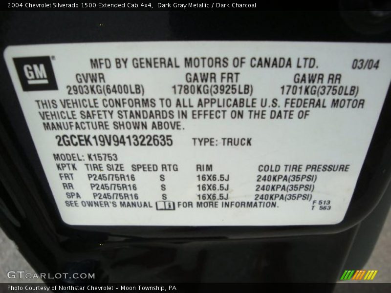 Dark Gray Metallic / Dark Charcoal 2004 Chevrolet Silverado 1500 Extended Cab 4x4