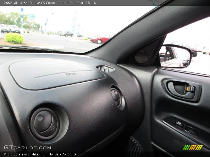 Patriot Red Pearl / Black 2002 Mitsubishi Eclipse GS Coupe