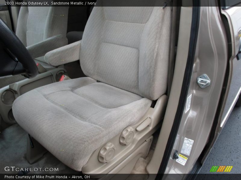 Sandstone Metallic / Ivory 2003 Honda Odyssey LX