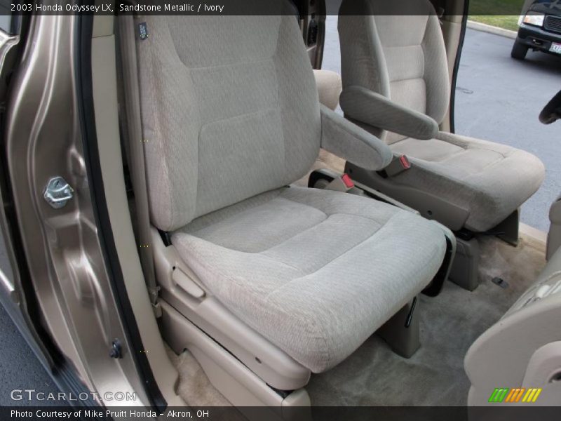 Sandstone Metallic / Ivory 2003 Honda Odyssey LX