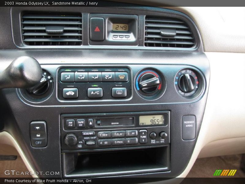 Sandstone Metallic / Ivory 2003 Honda Odyssey LX