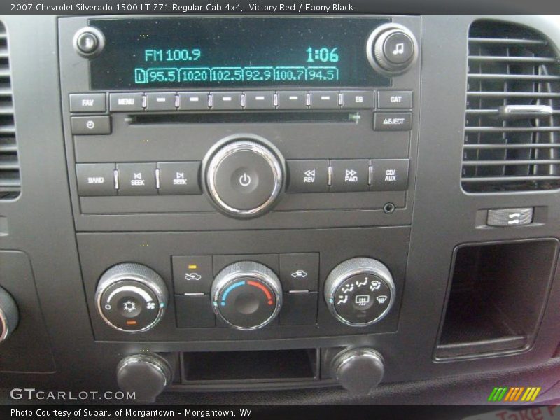 Victory Red / Ebony Black 2007 Chevrolet Silverado 1500 LT Z71 Regular Cab 4x4