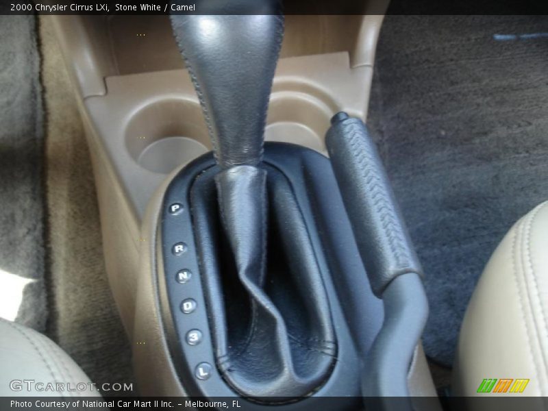 Stone White / Camel 2000 Chrysler Cirrus LXi