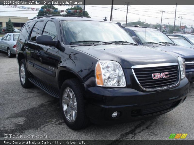 Onyx Black / Light Titanium 2007 GMC Yukon SLT 4x4