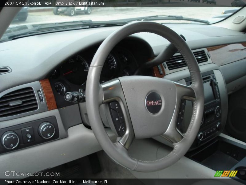 Onyx Black / Light Titanium 2007 GMC Yukon SLT 4x4