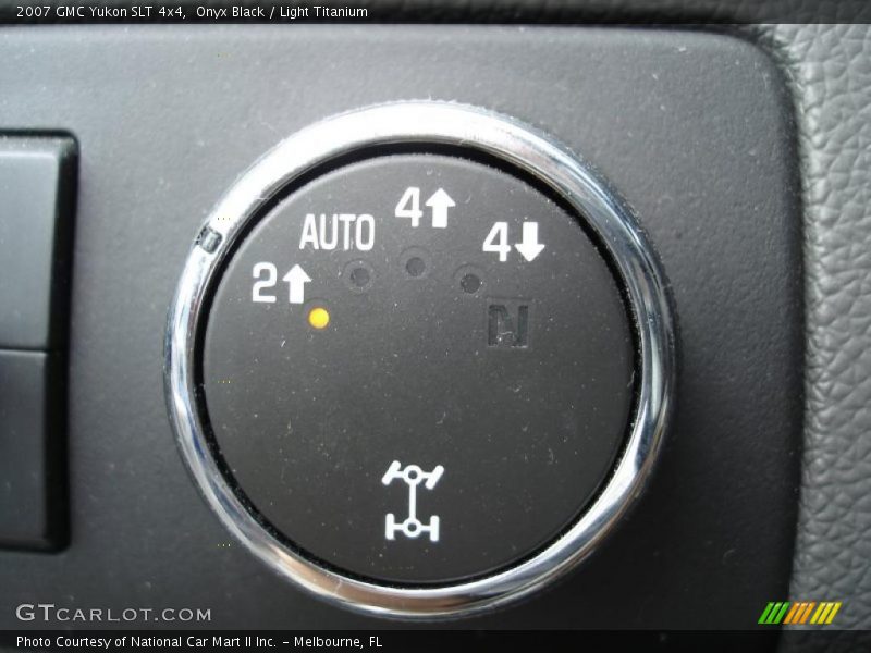 Onyx Black / Light Titanium 2007 GMC Yukon SLT 4x4