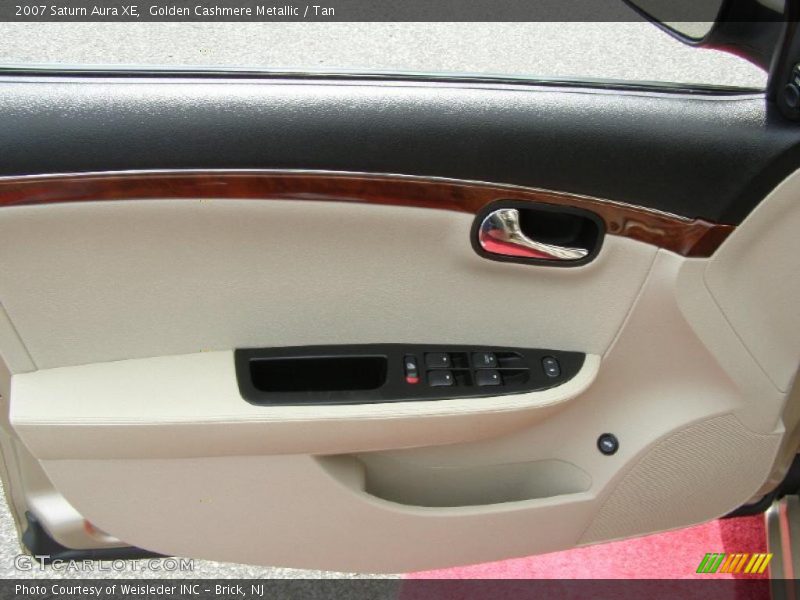 Golden Cashmere Metallic / Tan 2007 Saturn Aura XE