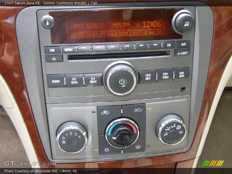 Golden Cashmere Metallic / Tan 2007 Saturn Aura XE