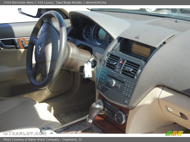 Sand Beige Metallic / Almond/Mocha 2009 Mercedes-Benz C 300 Luxury