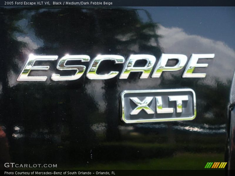 Black / Medium/Dark Pebble Beige 2005 Ford Escape XLT V6