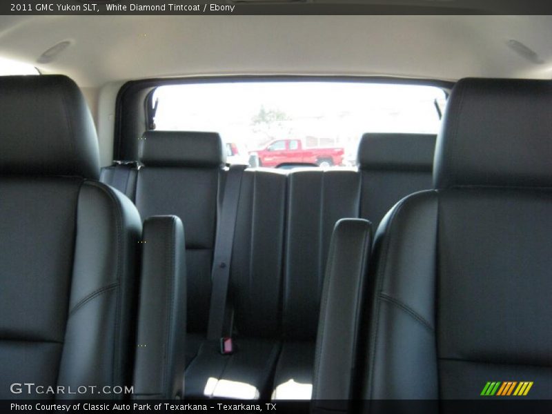 White Diamond Tintcoat / Ebony 2011 GMC Yukon SLT