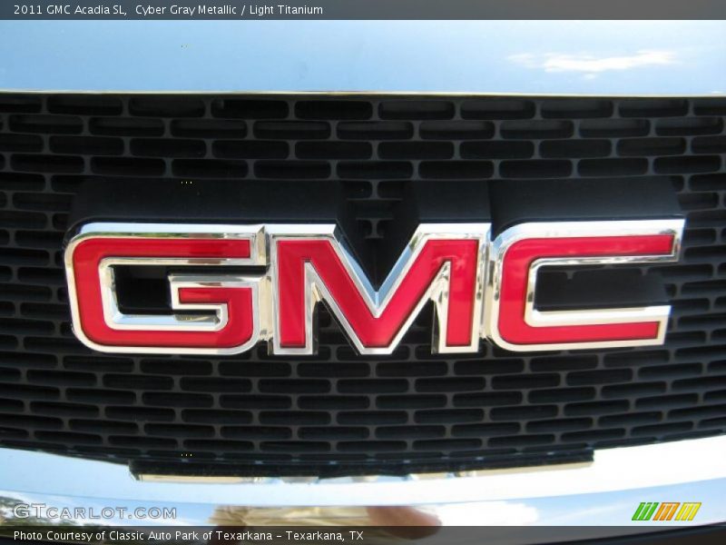 Cyber Gray Metallic / Light Titanium 2011 GMC Acadia SL