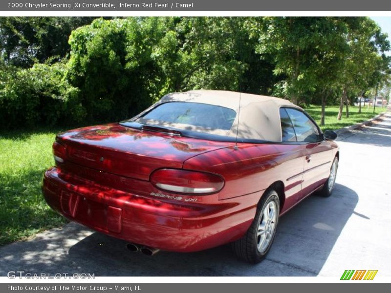 Inferno Red Pearl / Camel 2000 Chrysler Sebring JXi Convertible