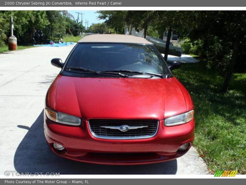 Inferno Red Pearl / Camel 2000 Chrysler Sebring JXi Convertible