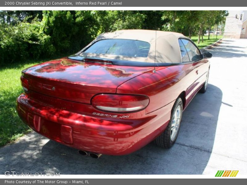 Inferno Red Pearl / Camel 2000 Chrysler Sebring JXi Convertible