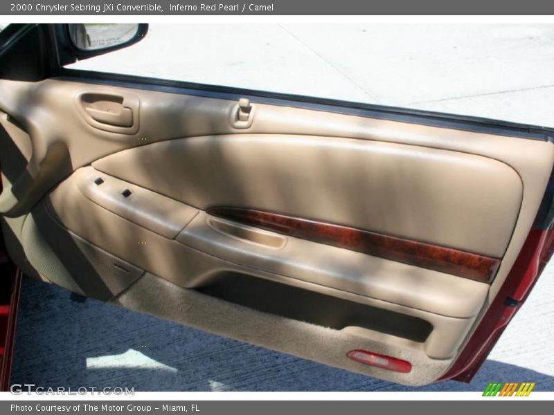Inferno Red Pearl / Camel 2000 Chrysler Sebring JXi Convertible