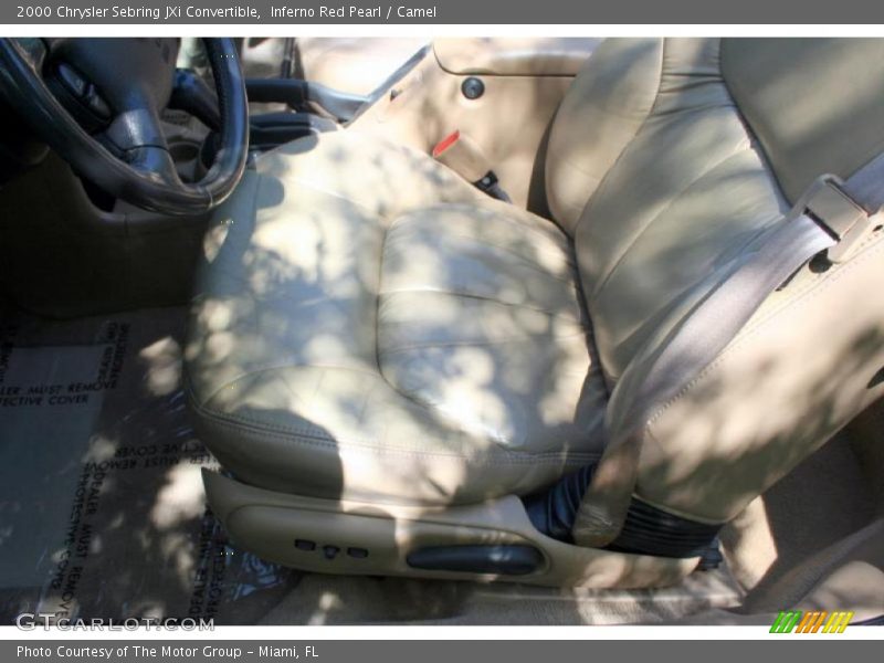 Inferno Red Pearl / Camel 2000 Chrysler Sebring JXi Convertible