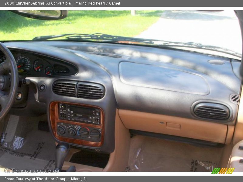Inferno Red Pearl / Camel 2000 Chrysler Sebring JXi Convertible