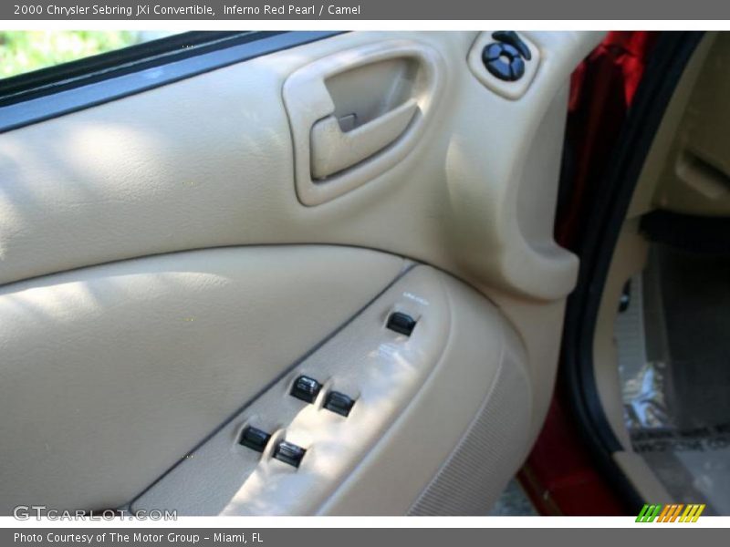 Inferno Red Pearl / Camel 2000 Chrysler Sebring JXi Convertible
