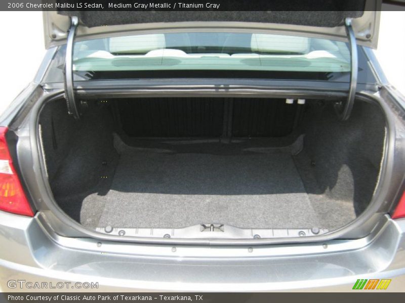 Medium Gray Metallic / Titanium Gray 2006 Chevrolet Malibu LS Sedan