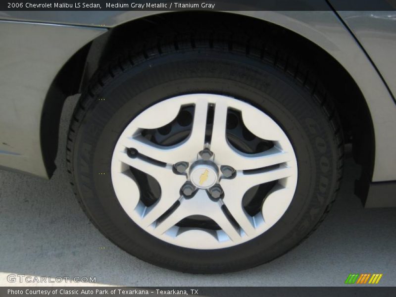 Medium Gray Metallic / Titanium Gray 2006 Chevrolet Malibu LS Sedan