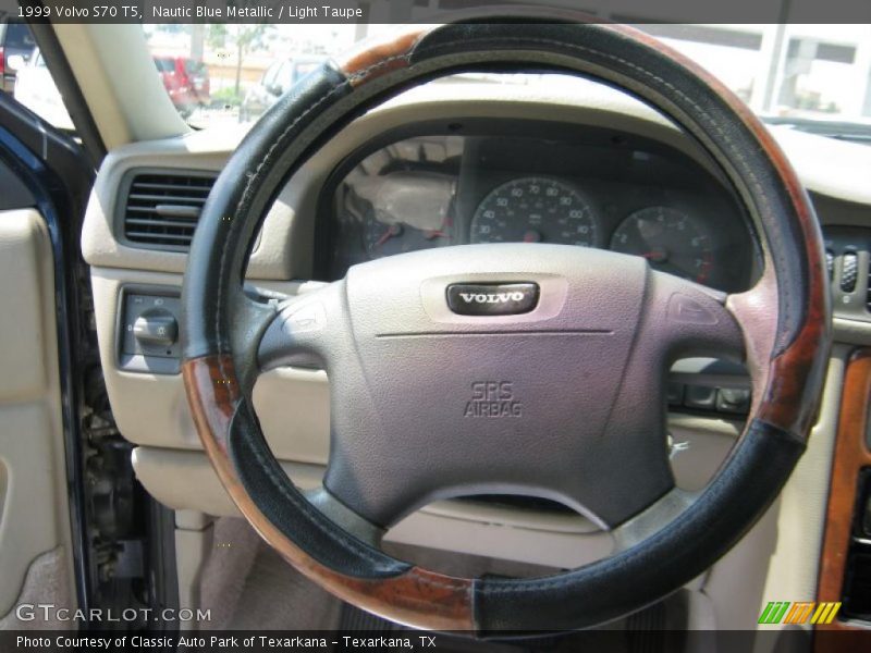 Nautic Blue Metallic / Light Taupe 1999 Volvo S70 T5