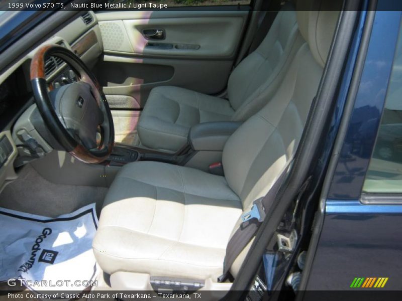 Nautic Blue Metallic / Light Taupe 1999 Volvo S70 T5