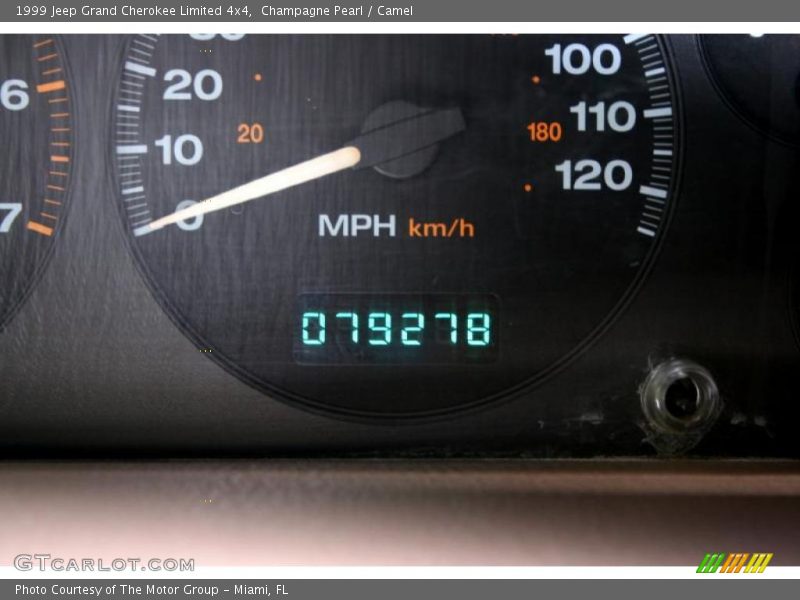 Champagne Pearl / Camel 1999 Jeep Grand Cherokee Limited 4x4