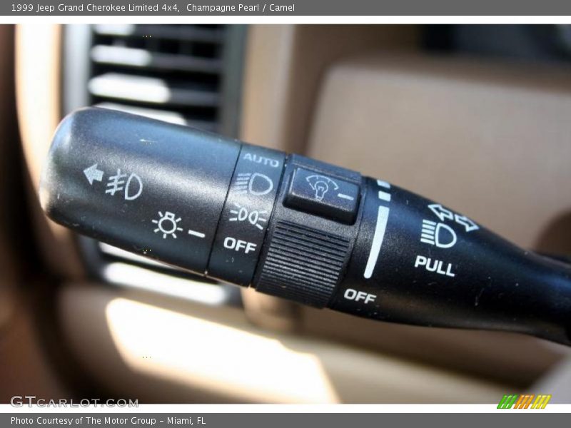 Champagne Pearl / Camel 1999 Jeep Grand Cherokee Limited 4x4