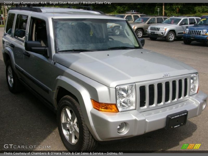 Bright Silver Metallic / Medium Slate Gray 2006 Jeep Commander 4x4