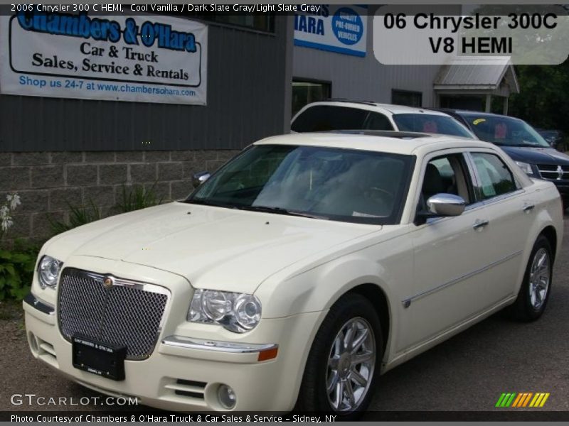 Cool Vanilla / Dark Slate Gray/Light Slate Gray 2006 Chrysler 300 C HEMI