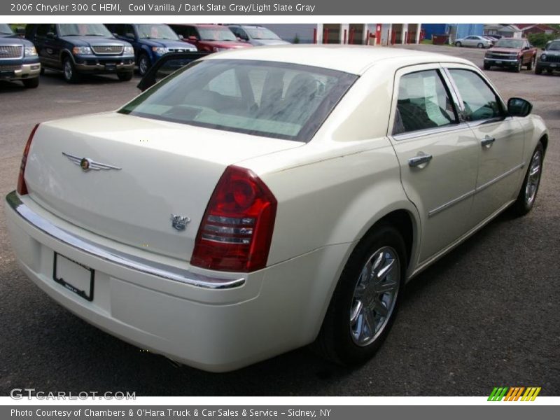 Cool Vanilla / Dark Slate Gray/Light Slate Gray 2006 Chrysler 300 C HEMI