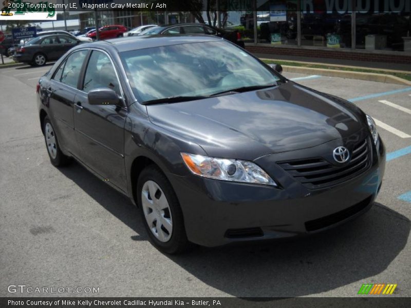 Magnetic Gray Metallic / Ash 2009 Toyota Camry LE