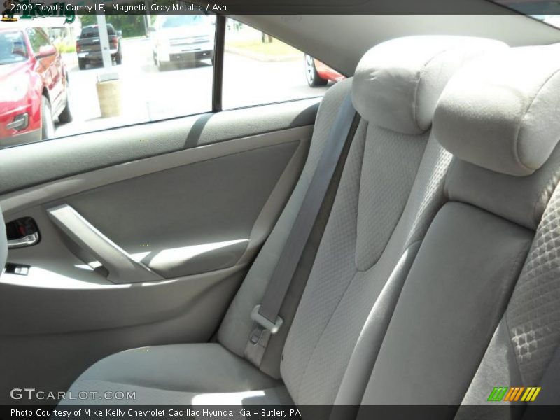 Magnetic Gray Metallic / Ash 2009 Toyota Camry LE