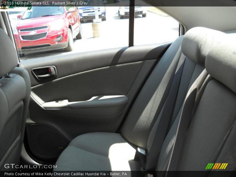 Radiant Silver / Gray 2010 Hyundai Sonata GLS