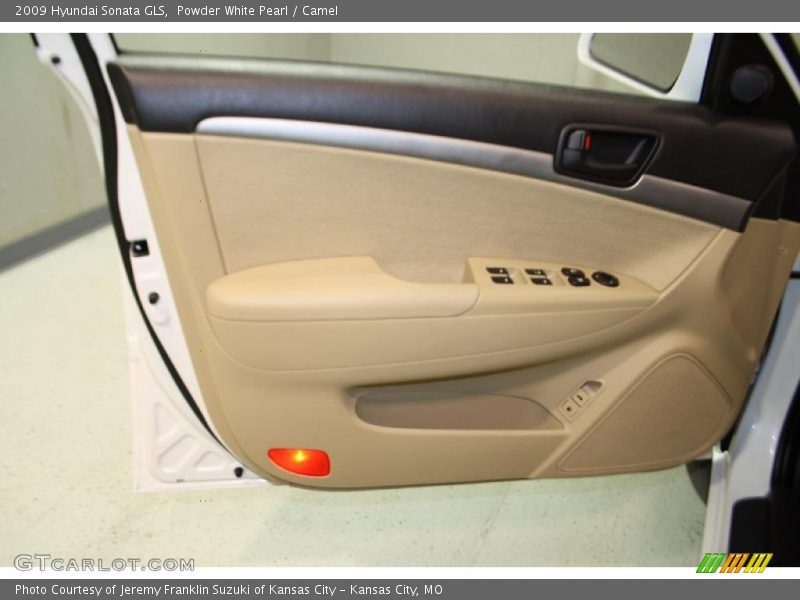 Powder White Pearl / Camel 2009 Hyundai Sonata GLS