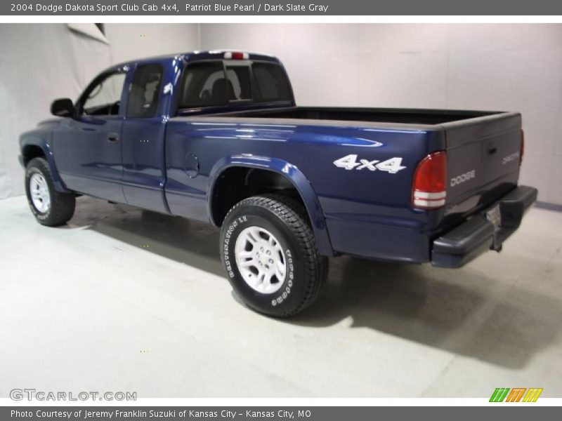 Patriot Blue Pearl / Dark Slate Gray 2004 Dodge Dakota Sport Club Cab 4x4