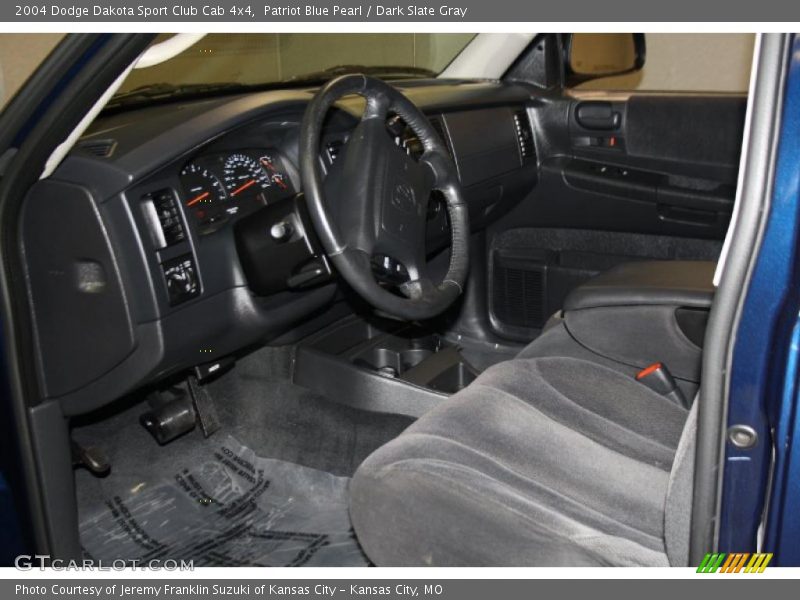 Patriot Blue Pearl / Dark Slate Gray 2004 Dodge Dakota Sport Club Cab 4x4
