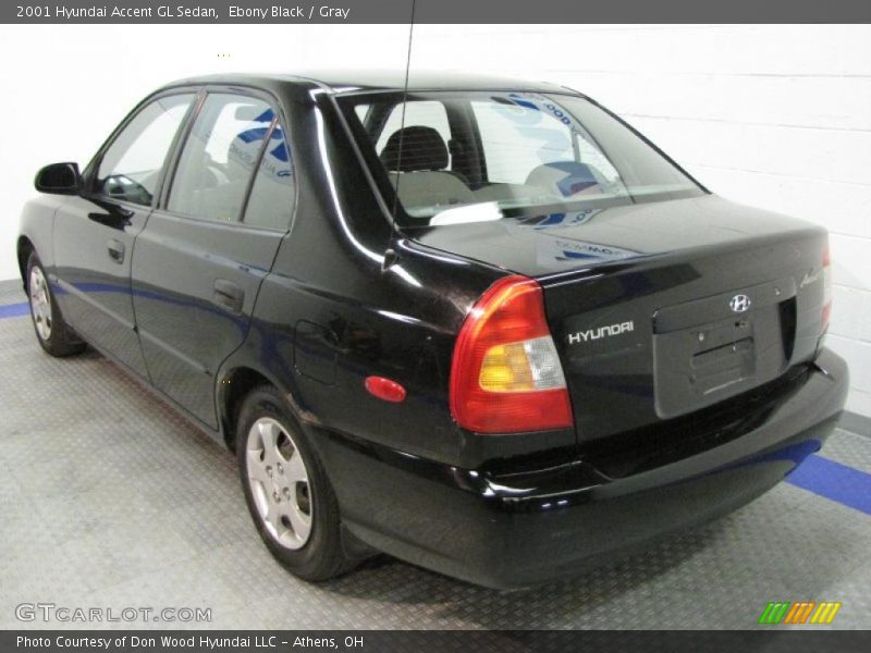 Ebony Black / Gray 2001 Hyundai Accent GL Sedan