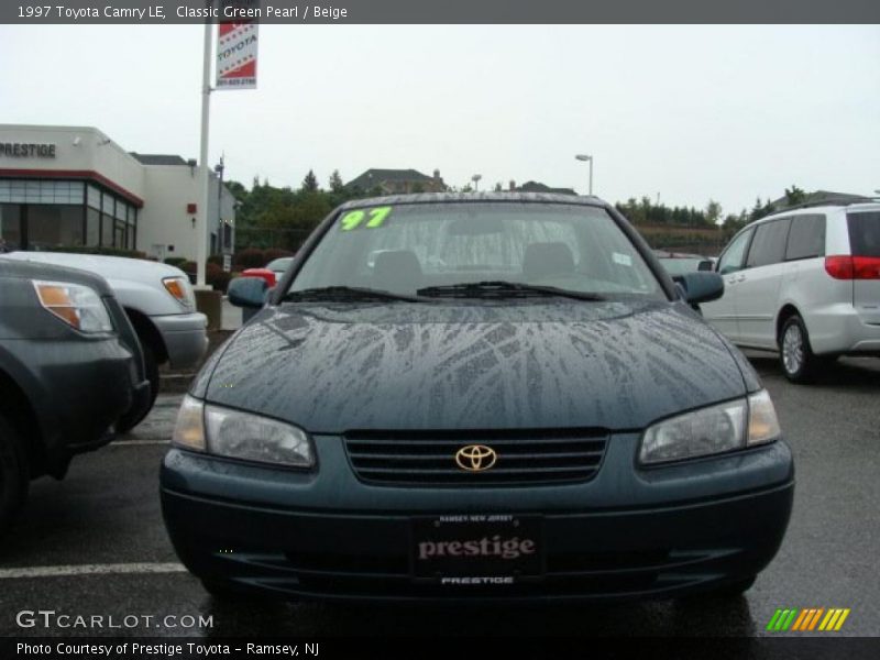 Classic Green Pearl / Beige 1997 Toyota Camry LE