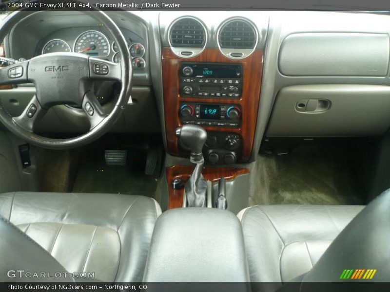 Carbon Metallic / Dark Pewter 2004 GMC Envoy XL SLT 4x4